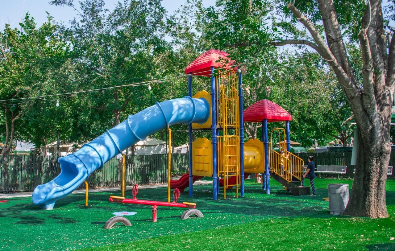 בלום ווילג' - קייקי כפר בלום Hotel Exterior photo